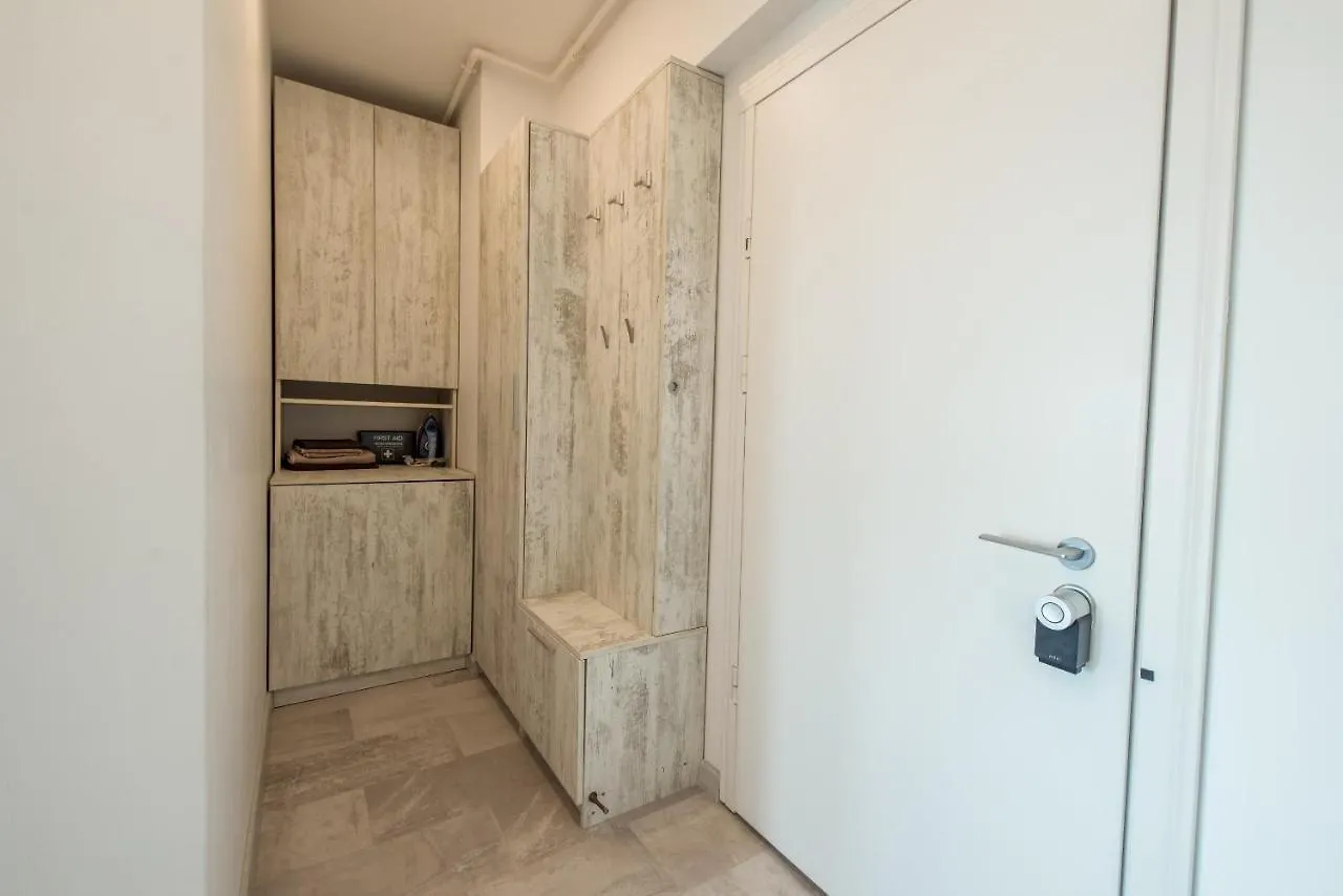 3-Room Penthouse Cityview With Terrace W12+W13 بوخارست