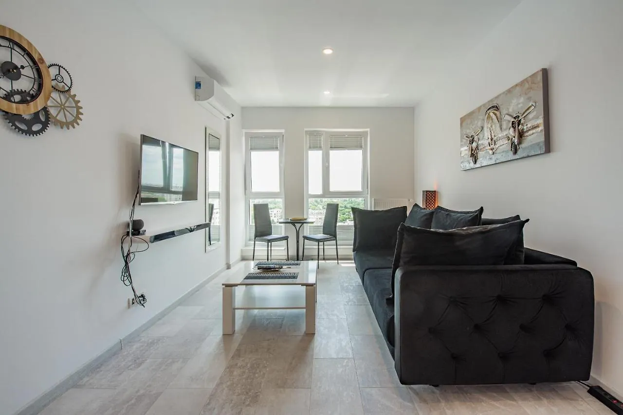 3-Room Penthouse Cityview With Terrace W12+W13 Bucarest Appartamento