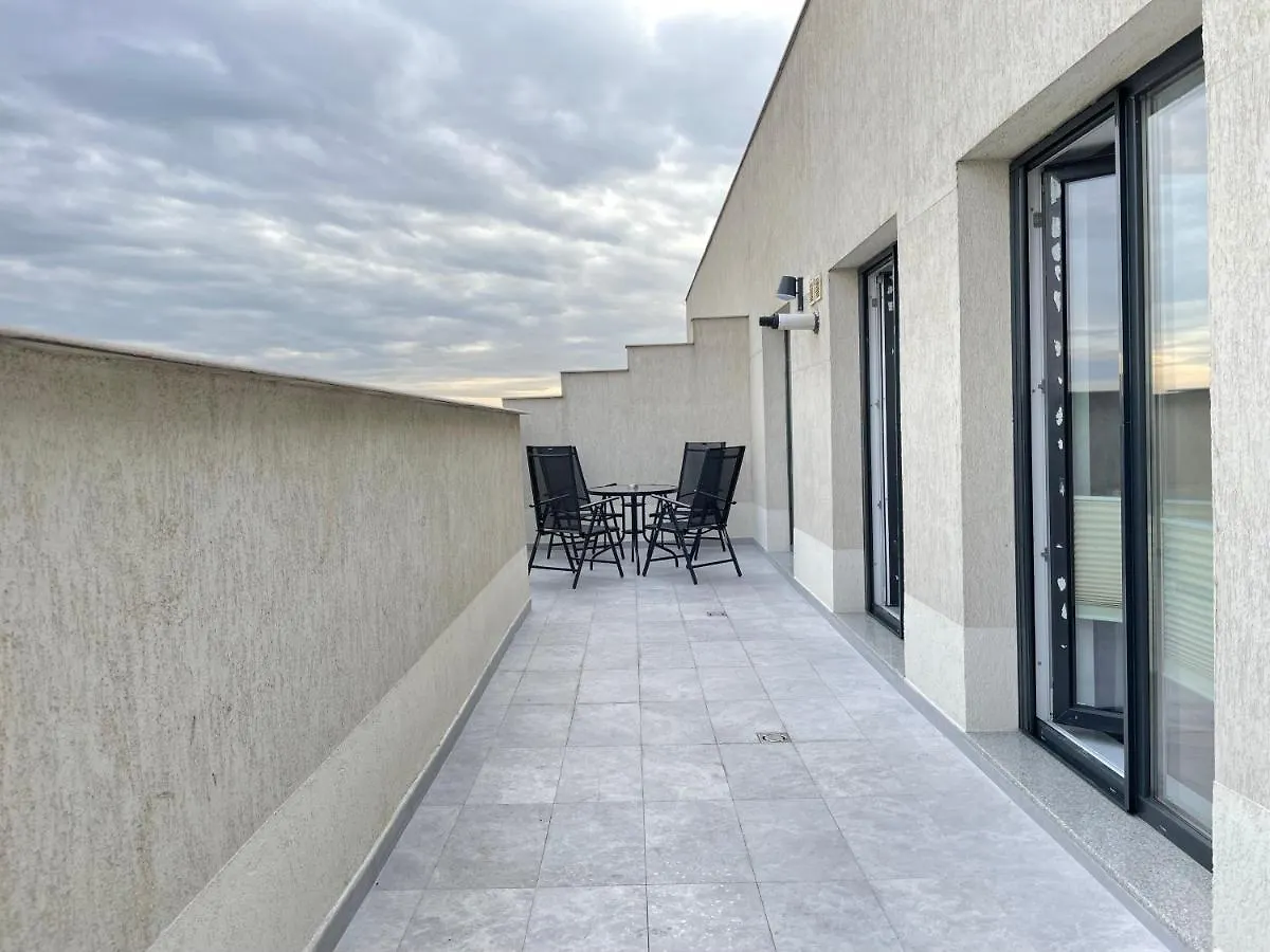 3-Room Penthouse Cityview With Terrace W12+W13 Bucarest